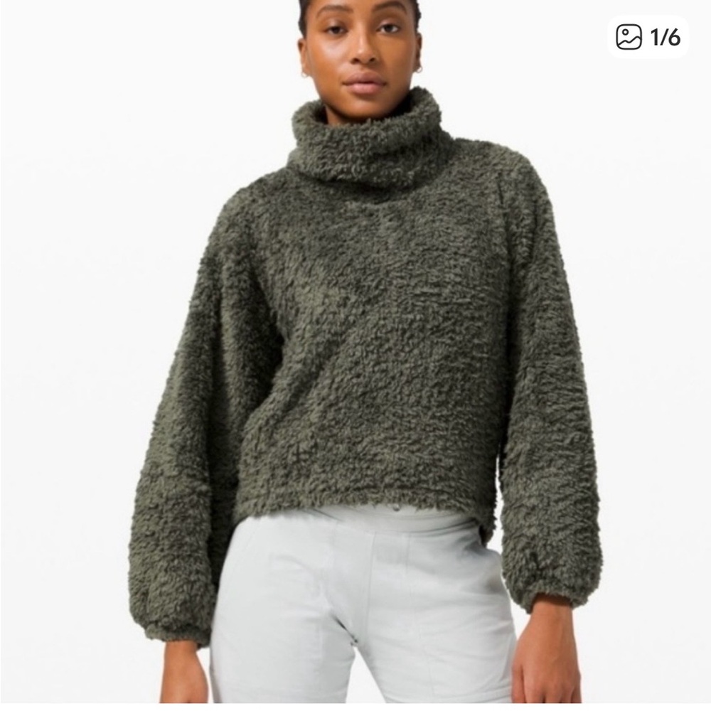 Lululemon Sherpa Restore - XS/S Army Green